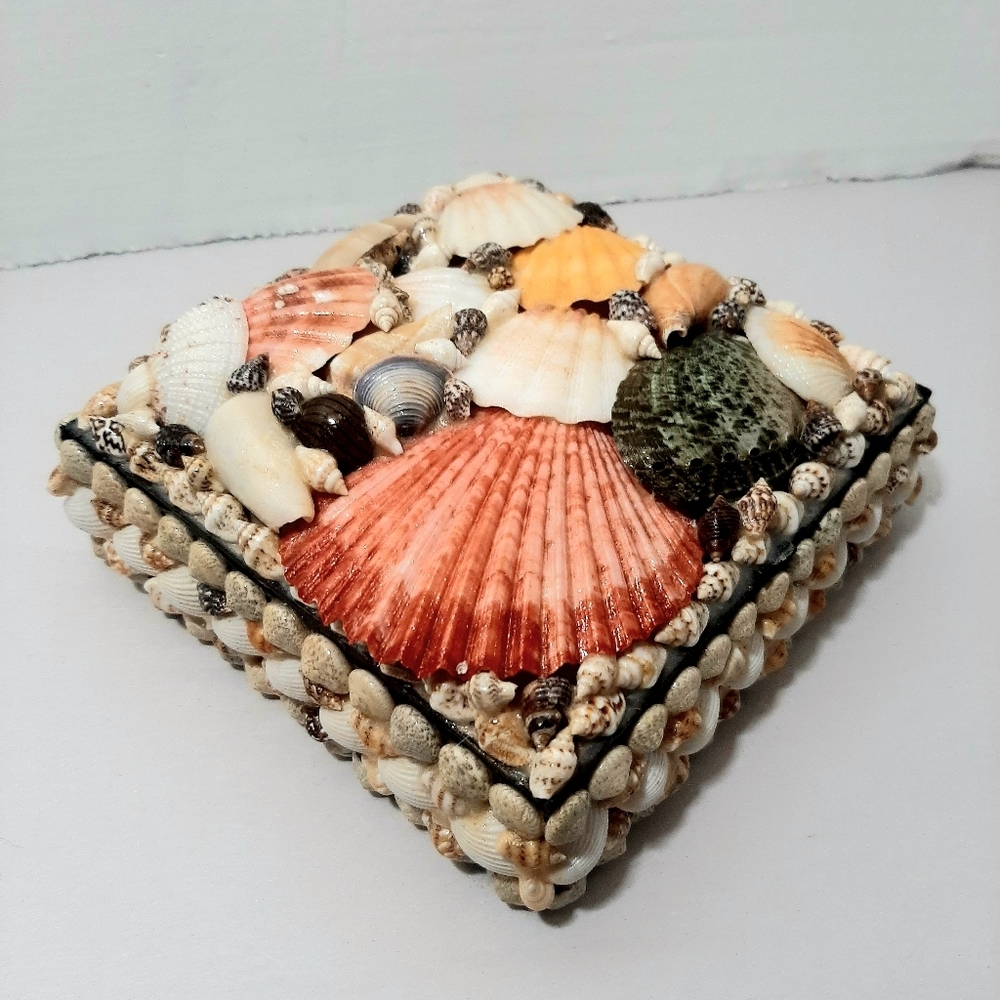 Seashell Decor Box Perfect Condition.